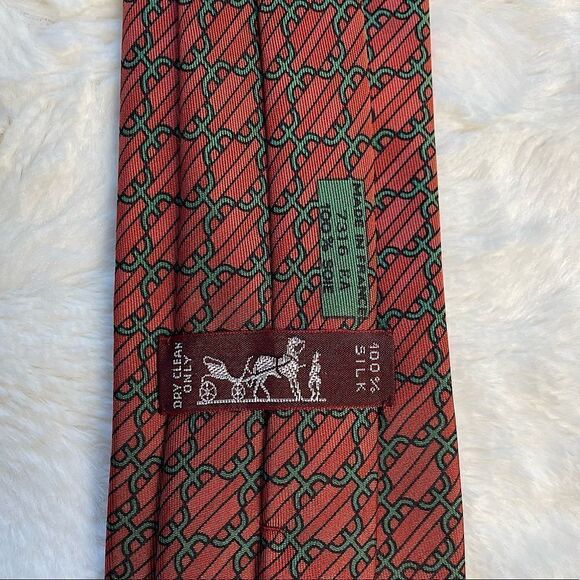 Hermès’ EUC Authentic 100% Silk Rust Orange Geometric Tie - Picture 5 of 5